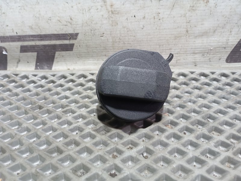 Крышка топливного бака Audi A3 2011 8P