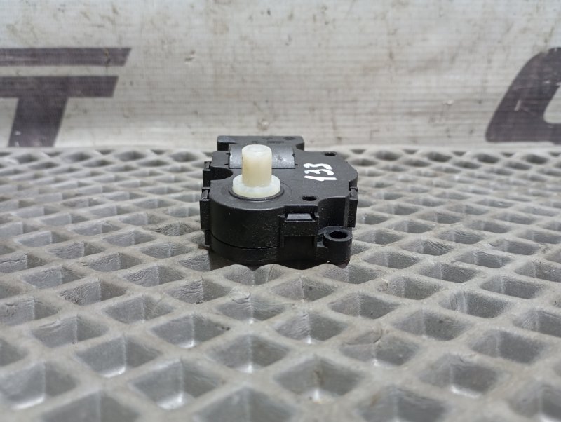 Сервопривод заслонки печки Audi A4 2008 B8