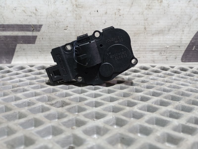 Сервопривод заслонки печки Audi A4 2008 B8