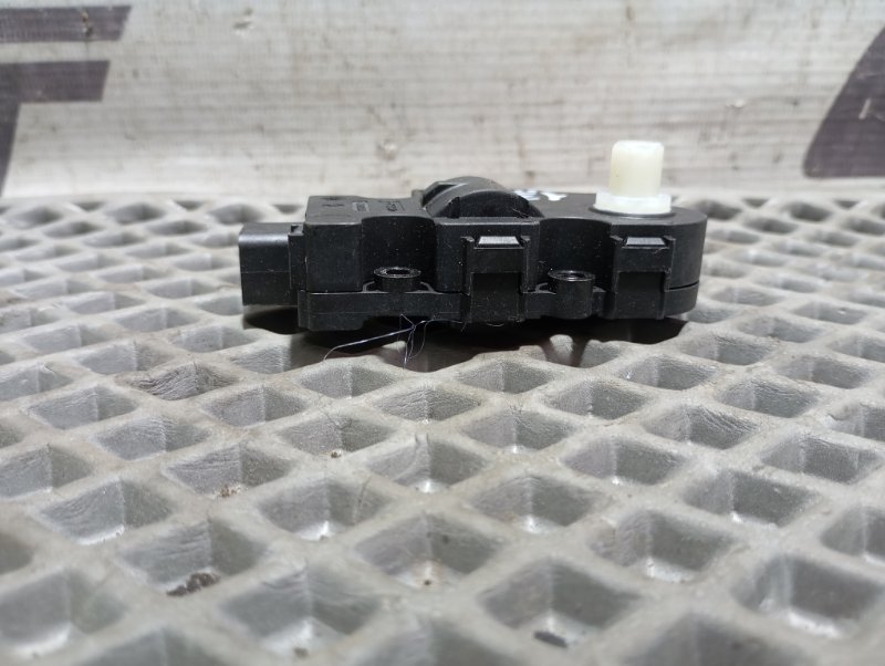 Сервопривод заслонки печки Audi A4 2008 B8