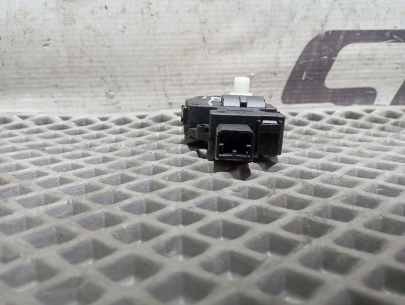 Сервопривод заслонки печки Audi A4 2008 B8