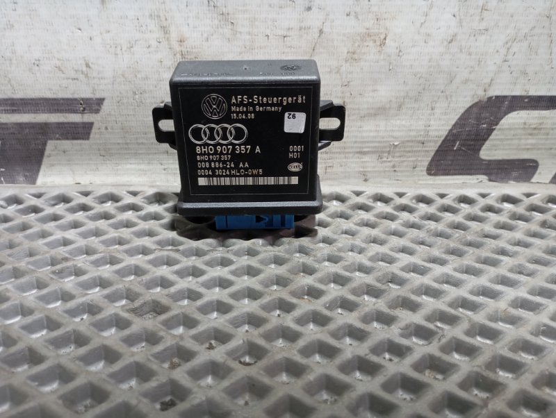 Блок управления светом Audi A4 2008 B8