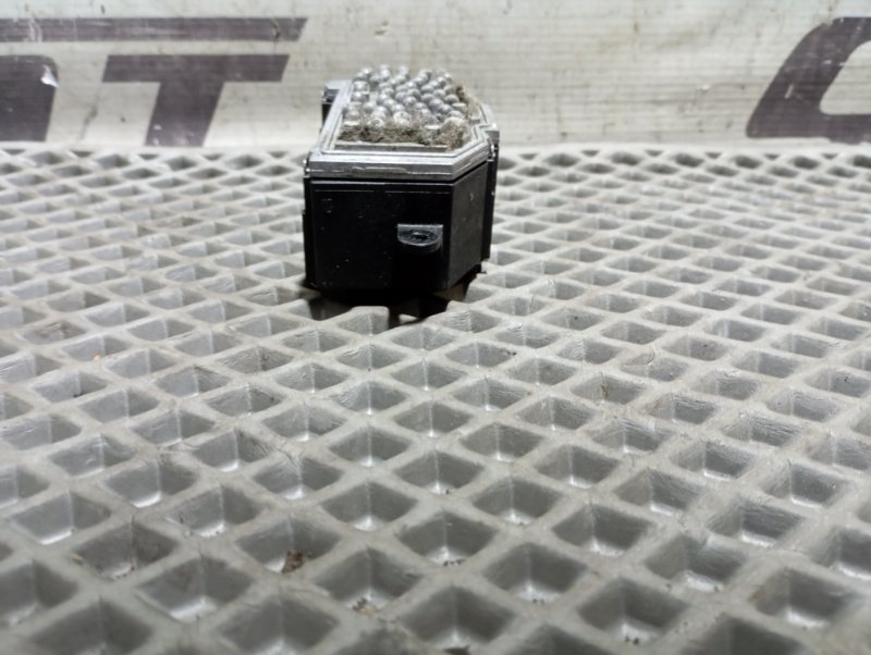 Резистор моторчика печки Audi A4 2008 B8