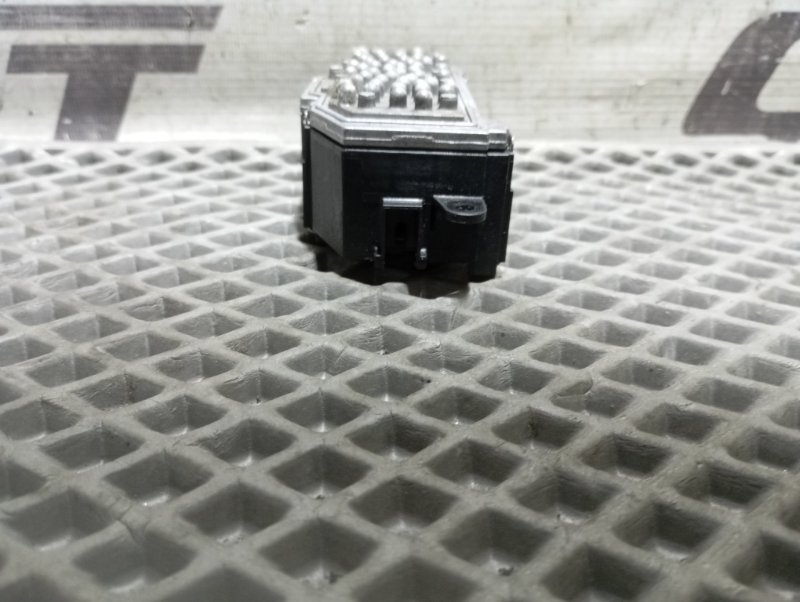 Резистор моторчика печки Audi A4 2008 B8