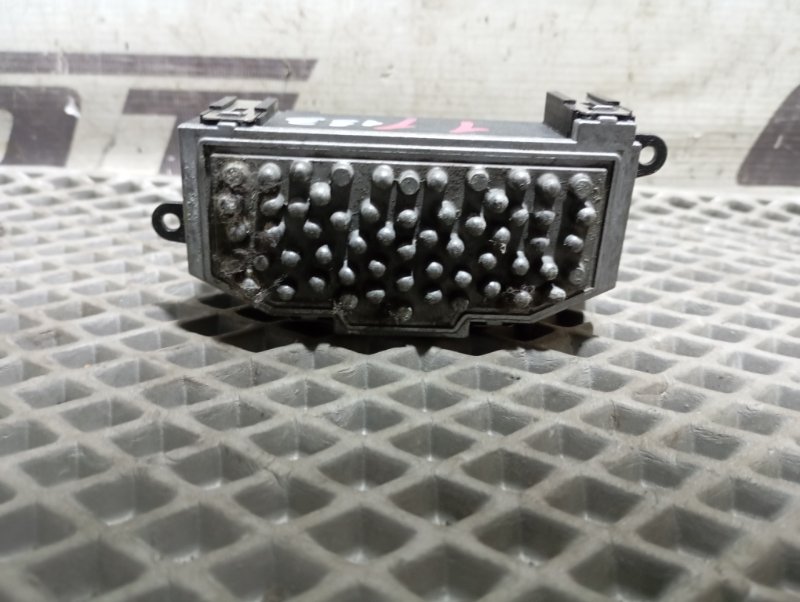 Резистор моторчика печки Audi A4 2008 B8