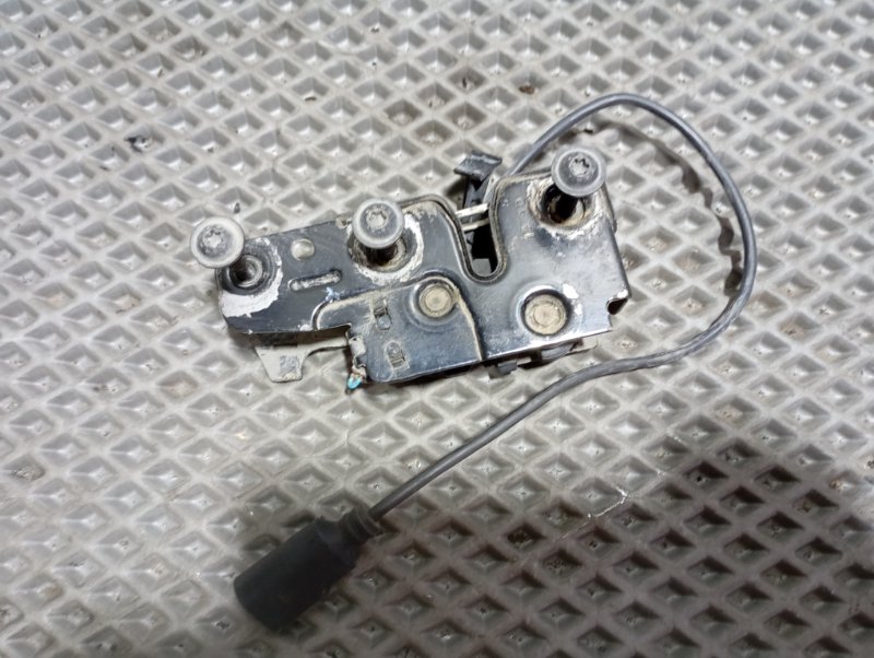 Замок капота Audi Q5 2010 8R