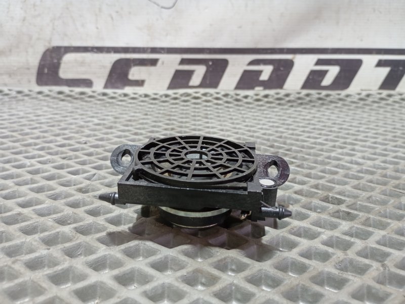 Динамик Audi A4 2002 B6