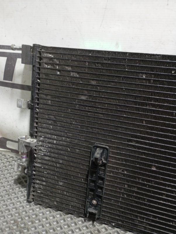 Радиатор кондиционера Audi Q5 2010 8R