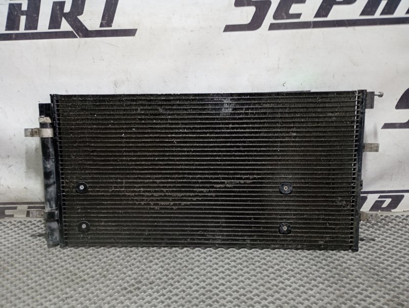 Радиатор кондиционера Audi Q5 2010 8R