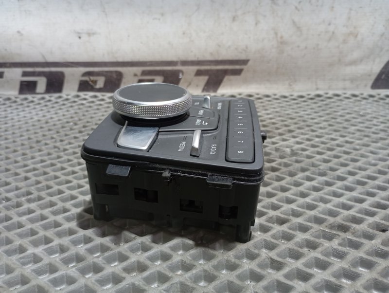 Блок управления магнитолой Audi A4 2016 B9
