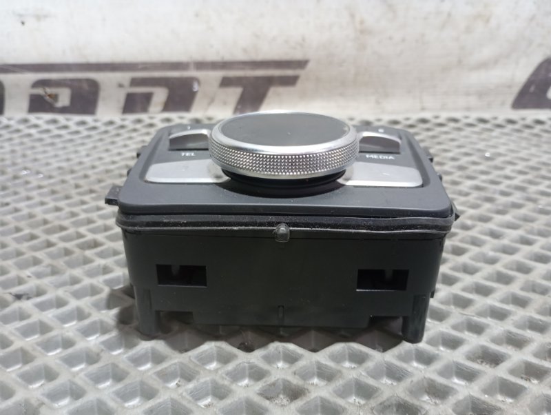 Блок управления магнитолой Audi A4 2016 B9