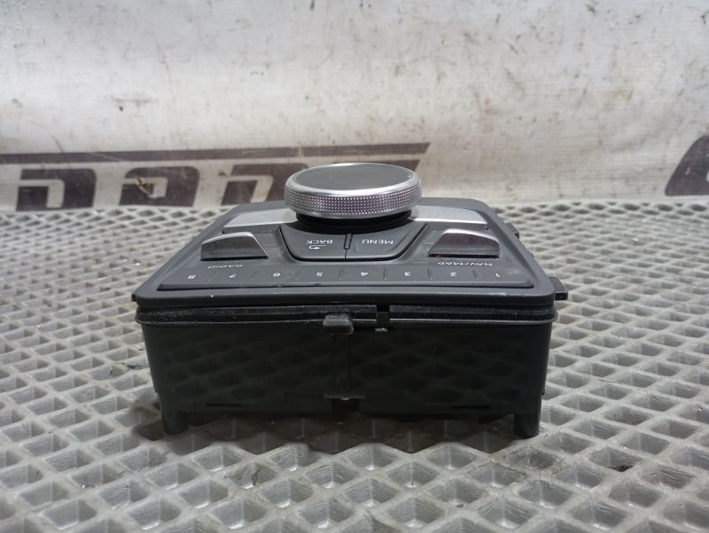 Блок управления магнитолой Audi A4 2016 B9