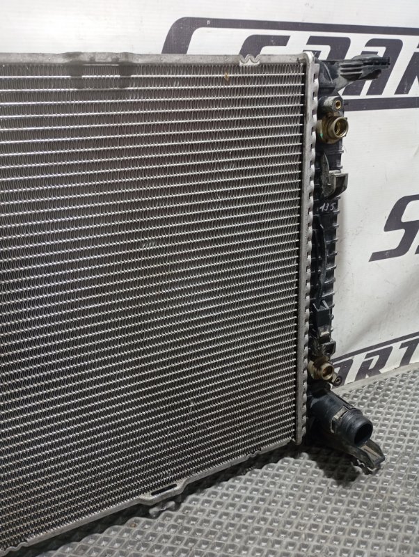 Радиатор основной Audi Q5 2010 8R