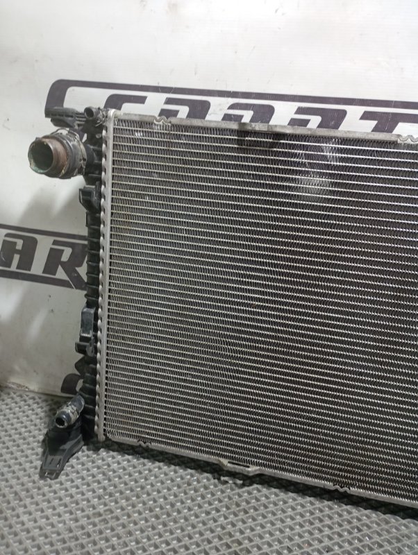 Радиатор основной Audi Q5 2010 8R