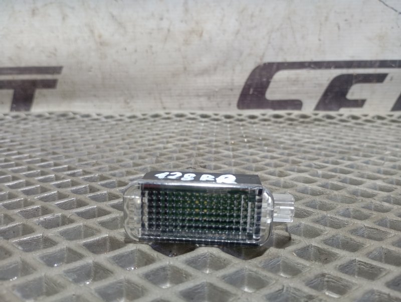 Плафоны двери Audi A6 ALLROAD 2014 C7