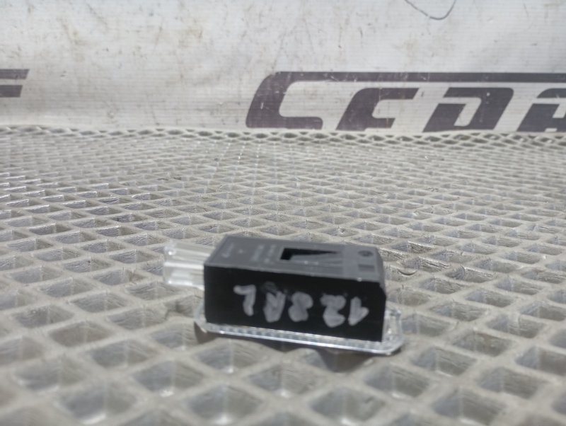 Плафоны двери Audi A6 ALLROAD 2014 C7