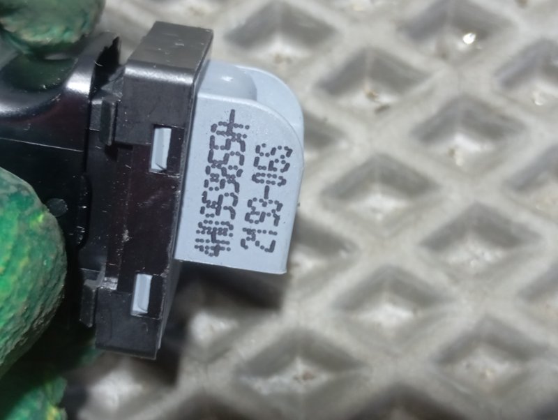 Кнопка стеклоподъемника Audi A6 ALLROAD 2014 C7