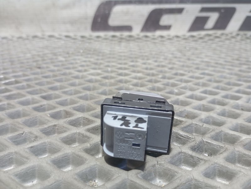 Кнопка стеклоподъемника Audi A6 ALLROAD 2014 C7