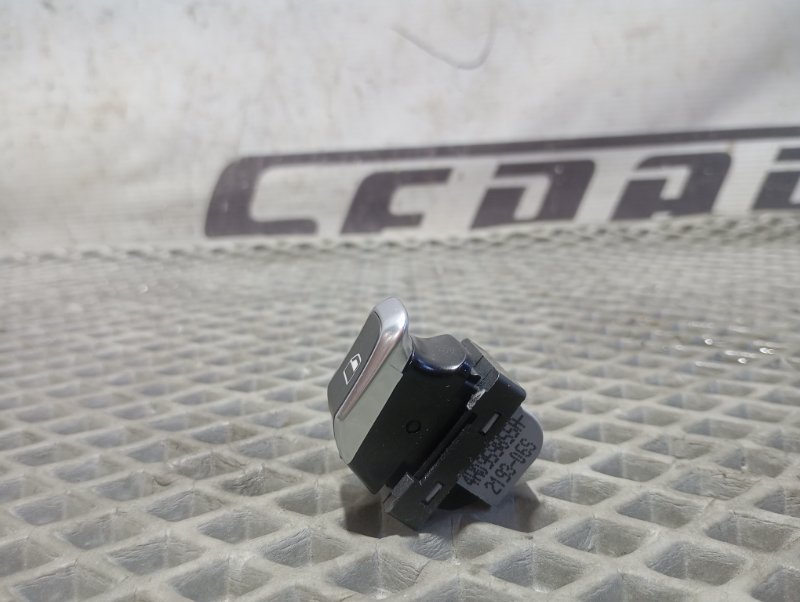 Кнопка стеклоподъемника Audi A6 ALLROAD 2014 C7