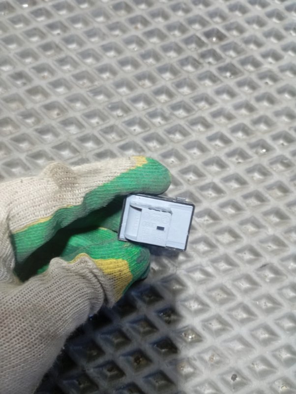 Кнопка стеклоподъемника Audi A6 ALLROAD 2014 C7