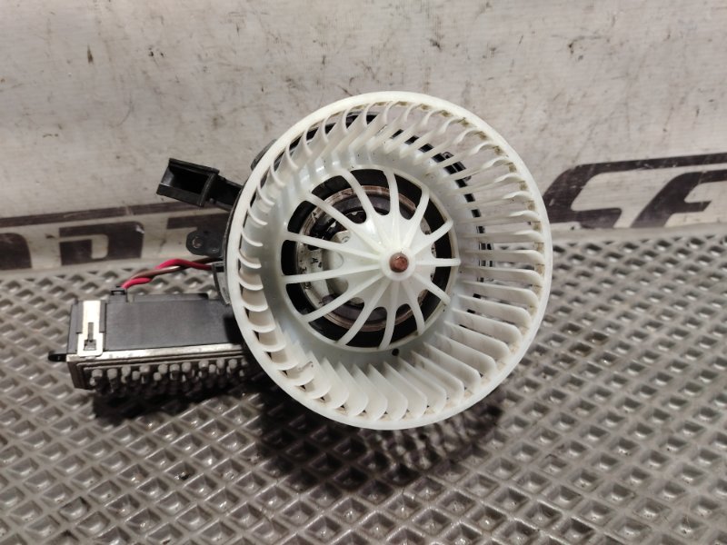 Моторчик печки Audi Q5 2010 8R