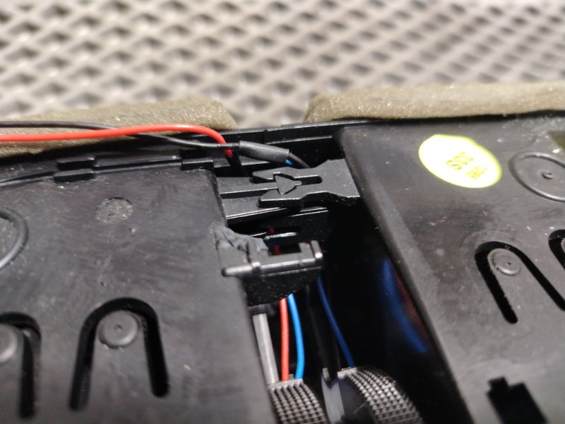 Дефлектор центральный Audi Q5 2010 8R