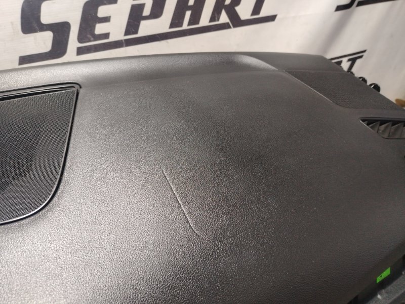 Торпедо Audi Q5 2010 8R