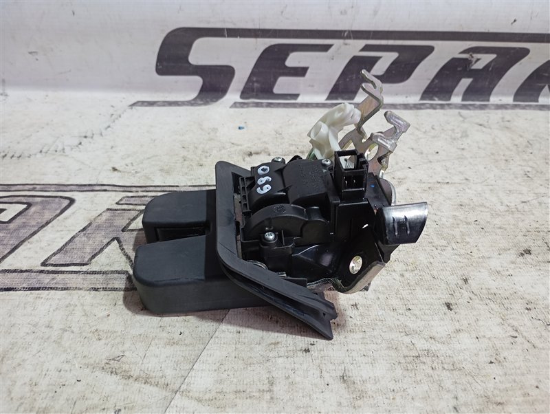 Замок багажника Audi Q5 2012 8R