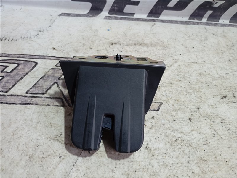 Замок багажника Audi Q5 2012 8R