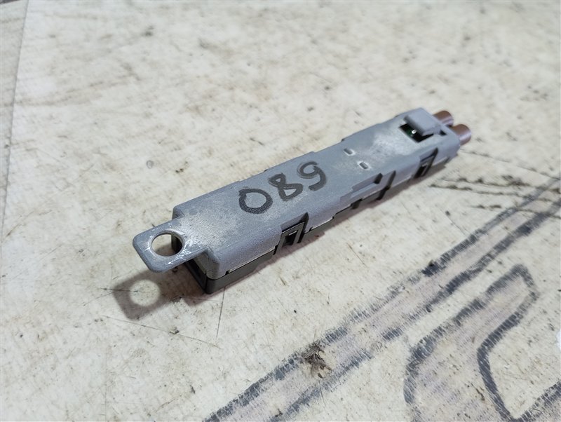 Усилитель антенны Audi Q5 2012 8R