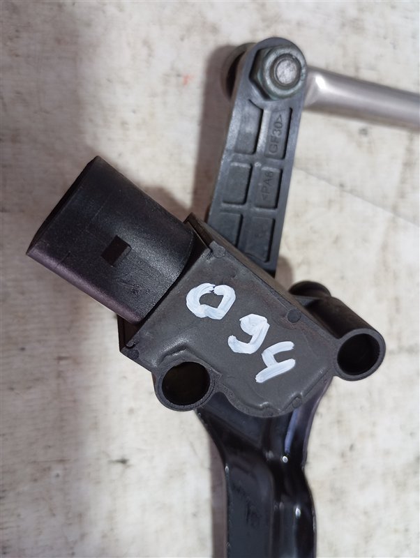 Датчик уровня подвески Audi Q5 2013 8R