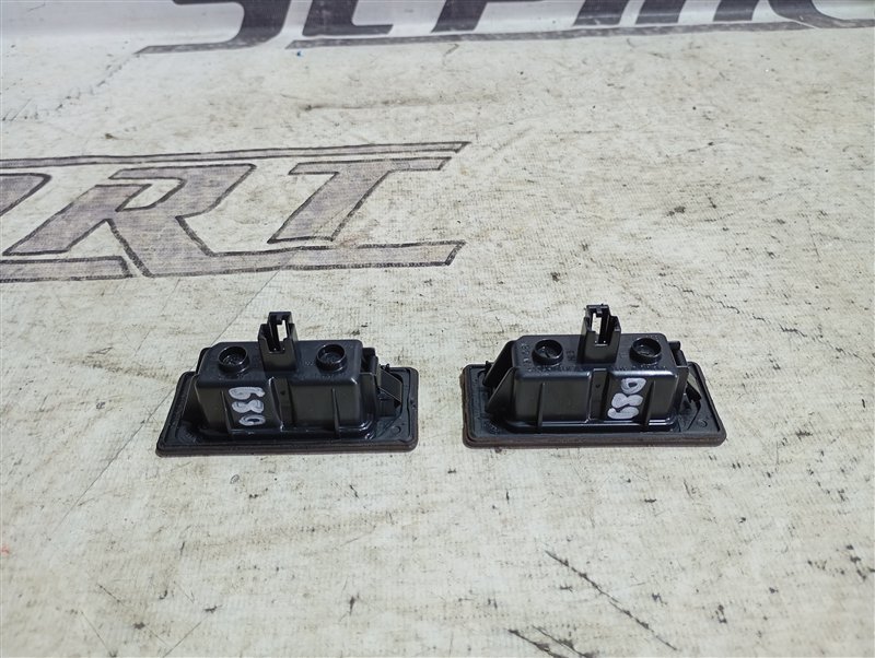 Плафоны подсветки номерного знака Audi Q5 2012 8R