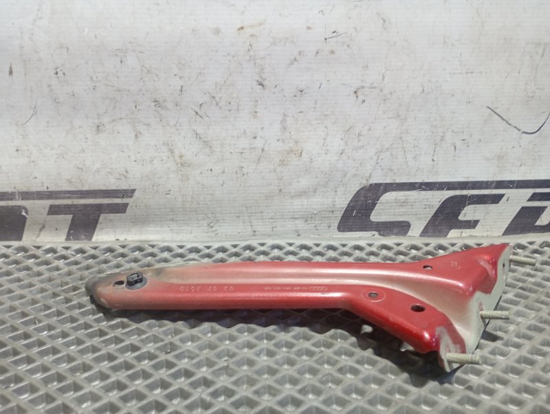 Кронштейн крыла Audi Q5 2010 8R