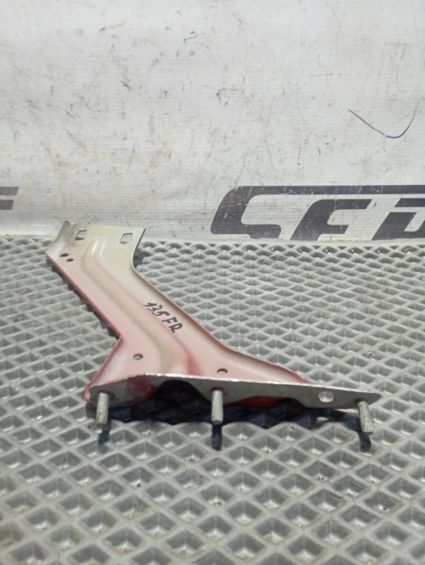 Кронштейн крыла Audi Q5 2010 8R