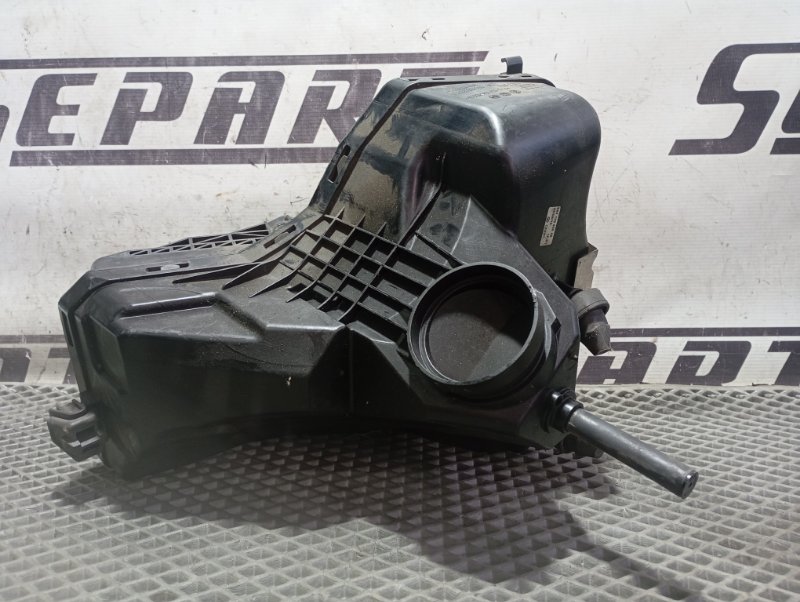 Фильтр воздушный двигателя Audi A4 2011 B8