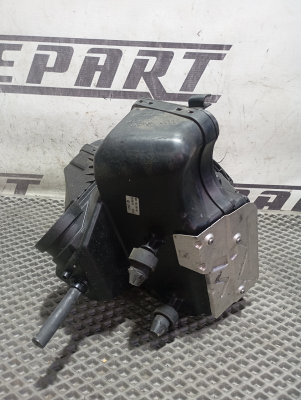 Фильтр воздушный двигателя Audi A4 2011 B8