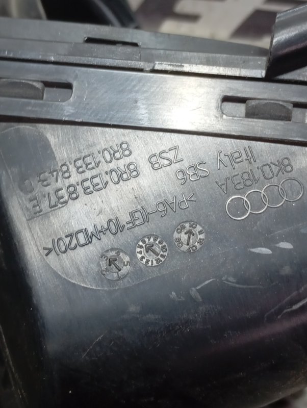 Фильтр воздушный двигателя Audi A4 2011 B8