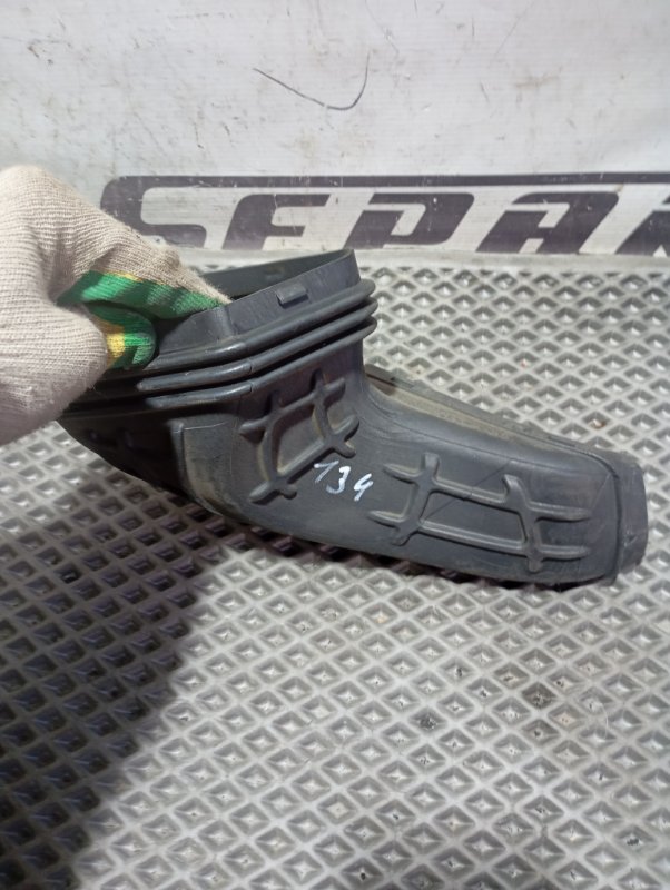 Воздуховод Audi A4 2011 B8