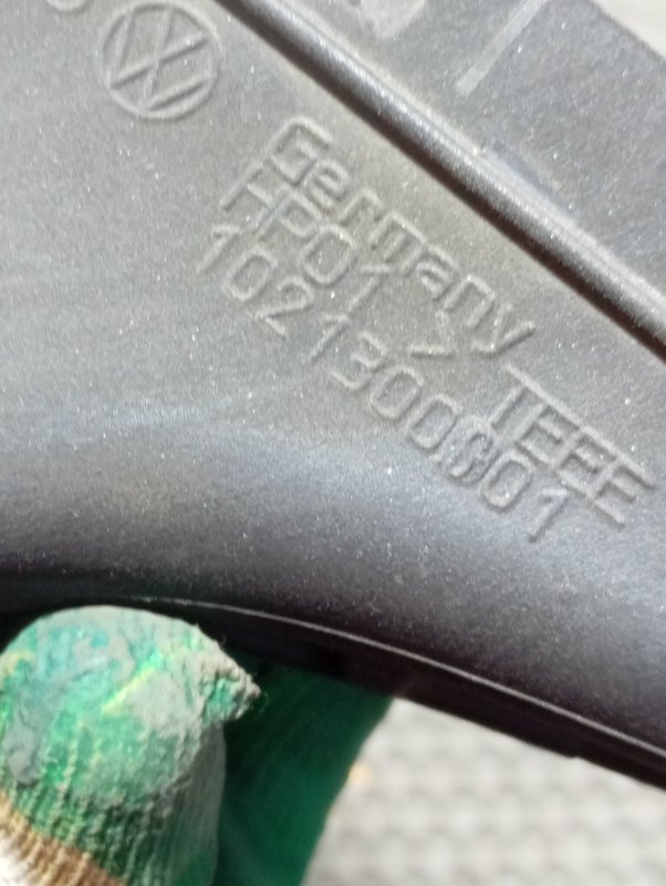 Воздуховод Audi A4 2011 B8