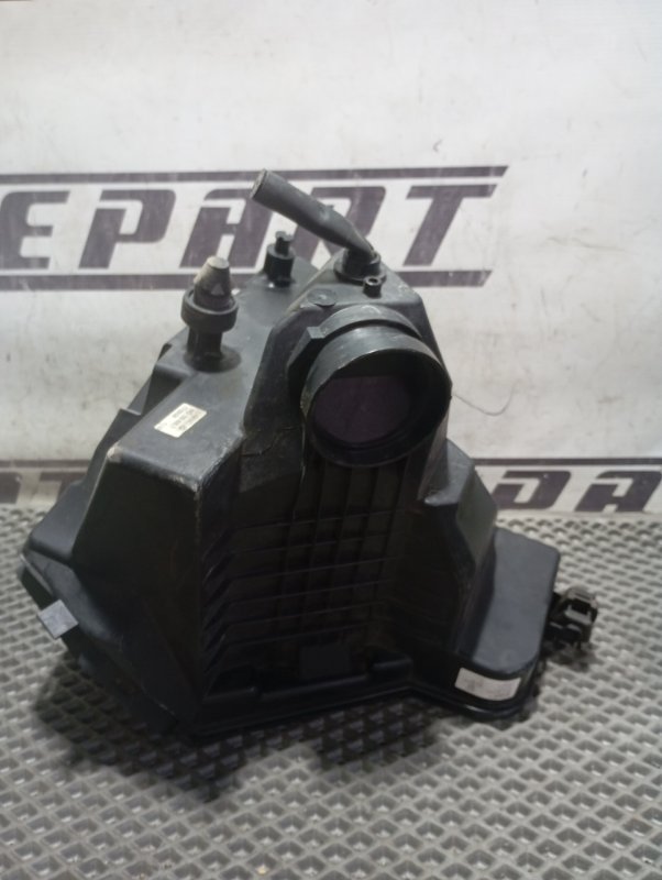 Фильтр воздушный двигателя Audi A4 2008 B8