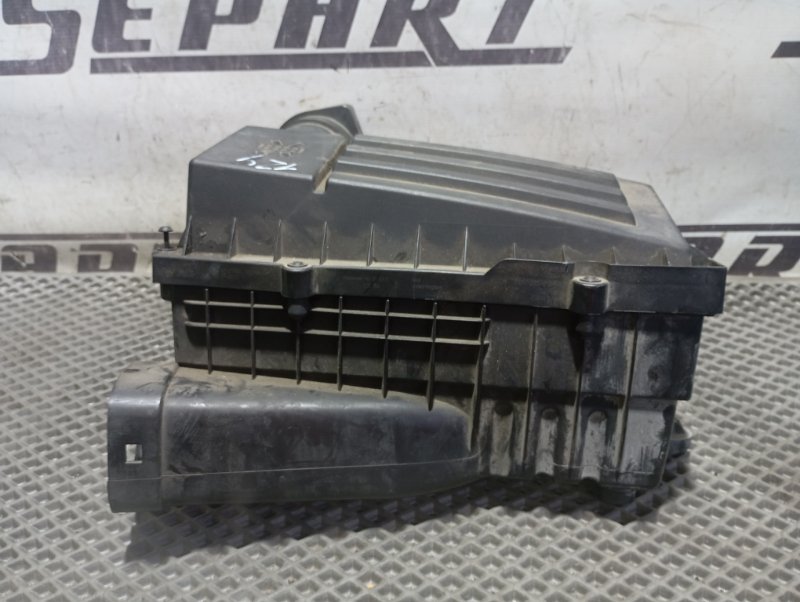 Фильтр воздушный двигателя Volkswagen Golf 2011 Mk6