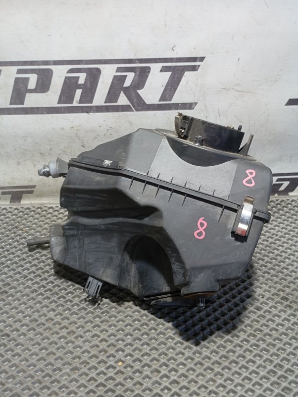 Фильтр воздушный двигателя Audi A6 2010 C6