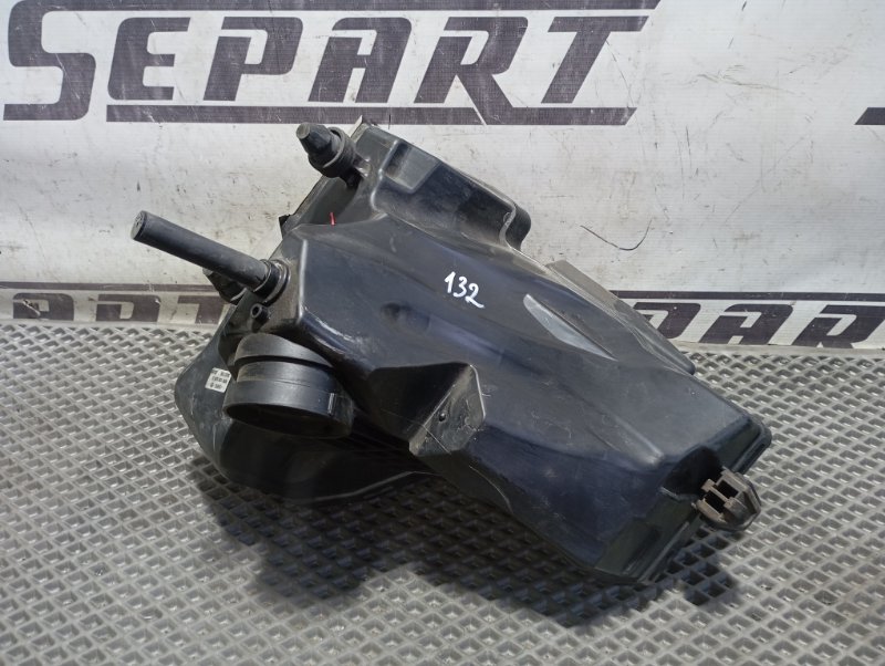 Фильтр воздушный двигателя Audi A4 2008 B8