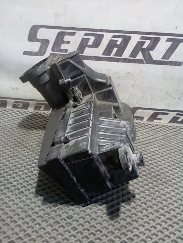 Фильтр воздушный двигателя Audi A3 2011 8P