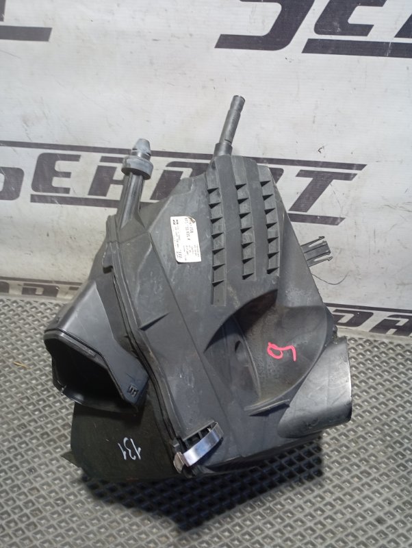 Фильтр воздушный двигателя Audi A6 2007 C6