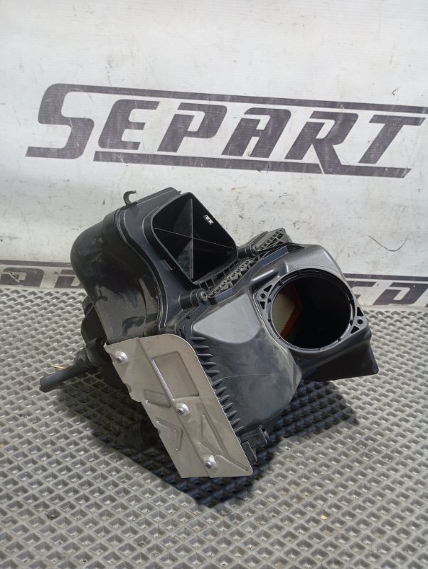 Фильтр воздушный двигателя Audi A4 2011 B8