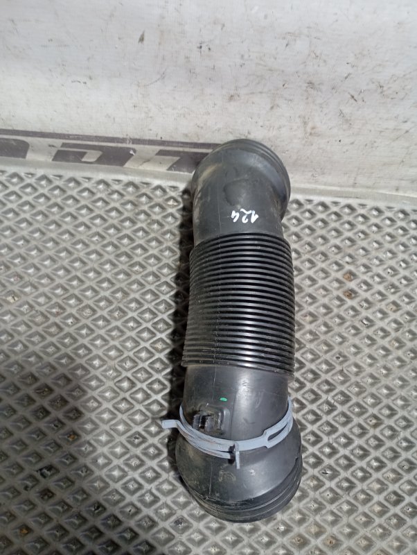 Патрубок воздушного фильтра Audi A3 2011 8P