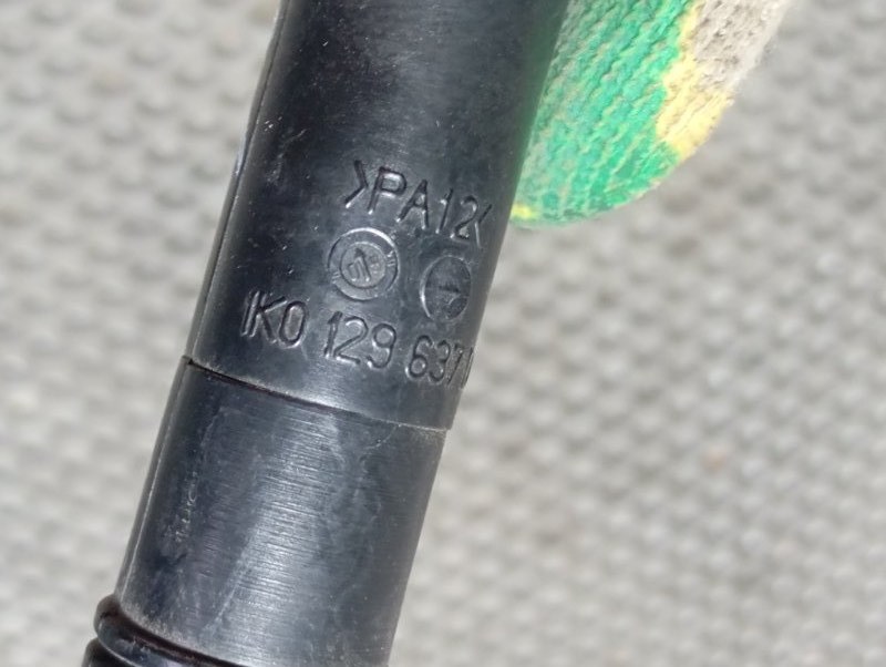 Патрубок воздушного фильтра Audi A3 2011 8P