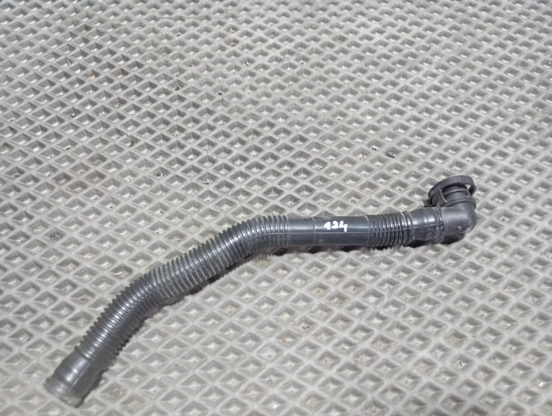 Патрубок воздушного фильтра Volkswagen Golf 2011 Mk6