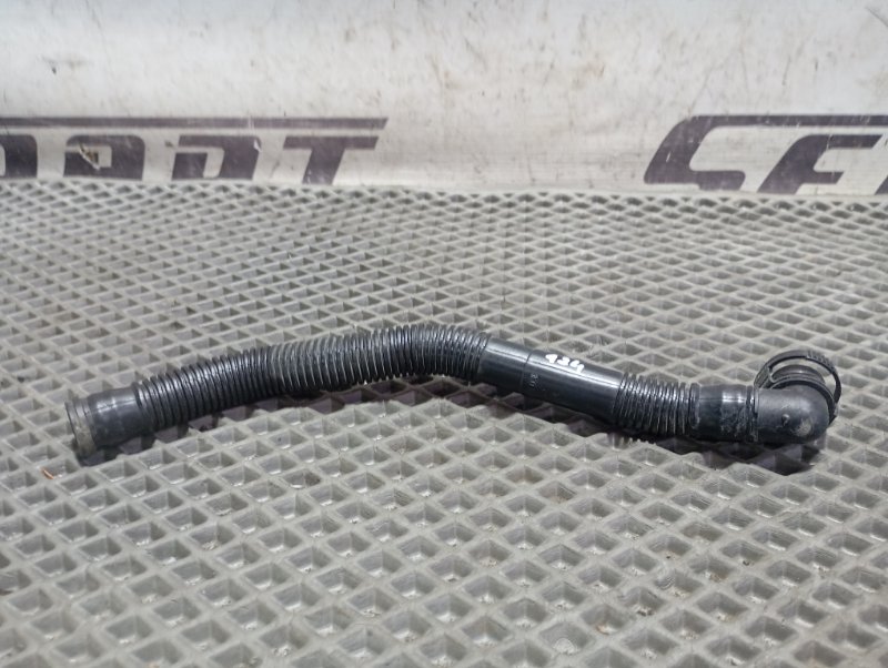 Патрубок воздушного фильтра Volkswagen Golf 2011 Mk6